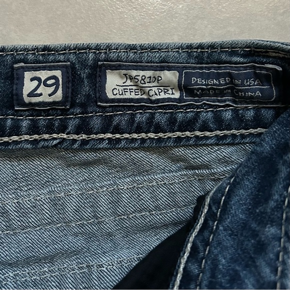 Miss Me CUFFED CAPRI size 29 - Picture 4 of 11